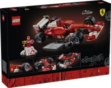LEGO® Icons 11375 Ferrari F2004 și Michael Schumacher (1)