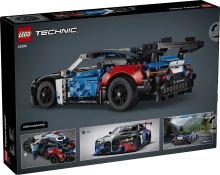 LEGO® Technic 42226 Mașina de curse BMW M4 GT3 EVO (4)