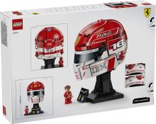 LEGO® Editions Casca lui Charles Leclerc Scuderia Ferrari HP 43014 (3)